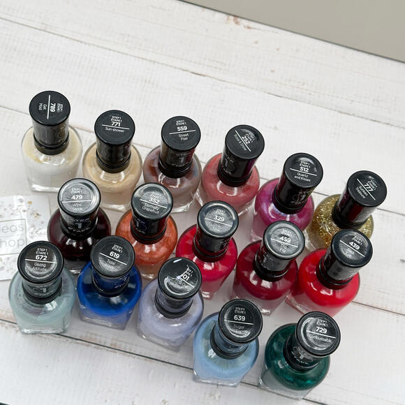 Sally Hansen Miracle Gel Nail Polish Bundle 16pcs - Picture 3 of 4